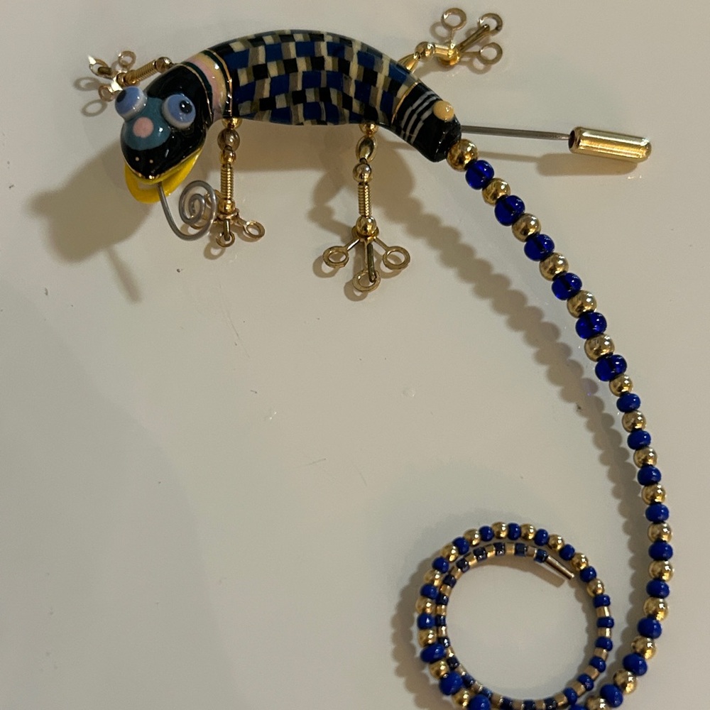 Cynthia Chuang Jewelry 10 Gecko Brooch